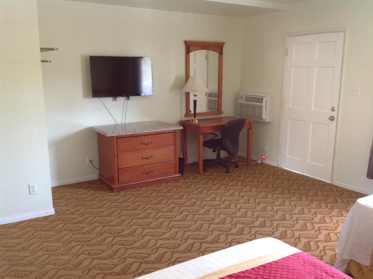 Elsinore Hotsprings Motel Lake Elsinore Extérieur photo
