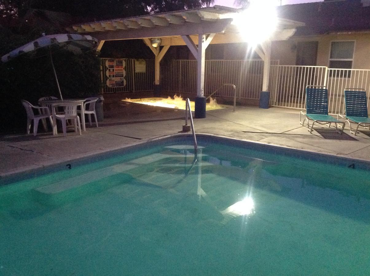 Elsinore Hotsprings Motel Lake Elsinore Extérieur photo