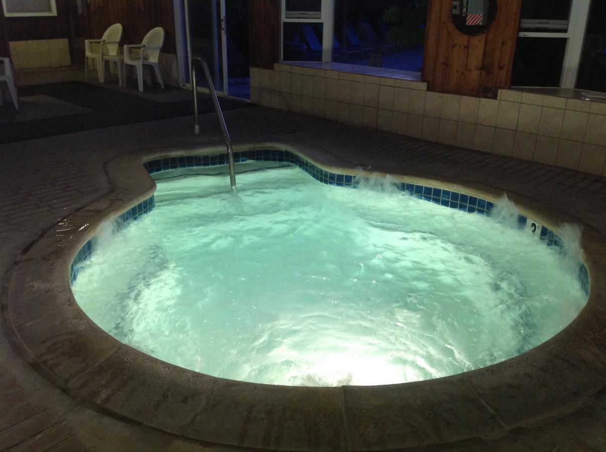 Elsinore Hotsprings Motel Lake Elsinore Extérieur photo